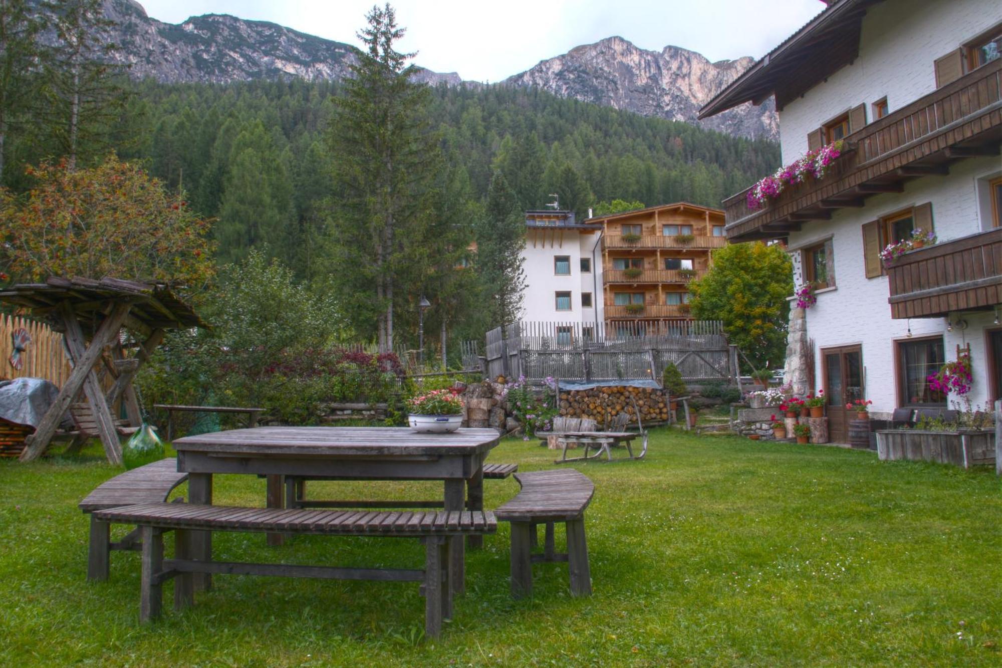 Lamiri Bed & Breakfast Badia  Exterior foto